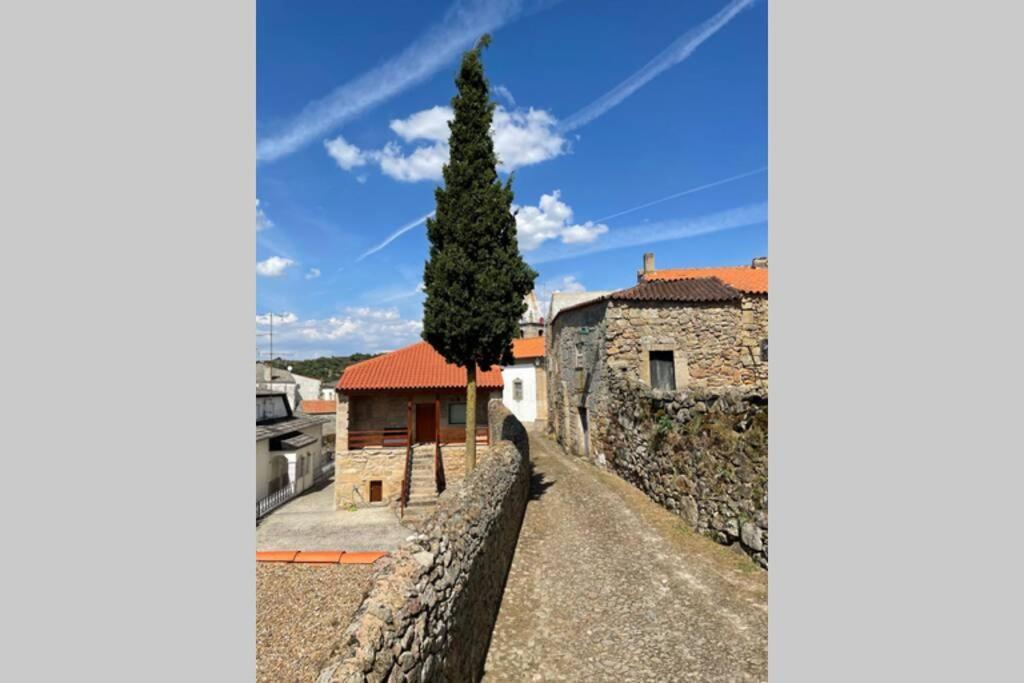 Casa De Sampaio - Castelo Mendo Villa Exterior photo